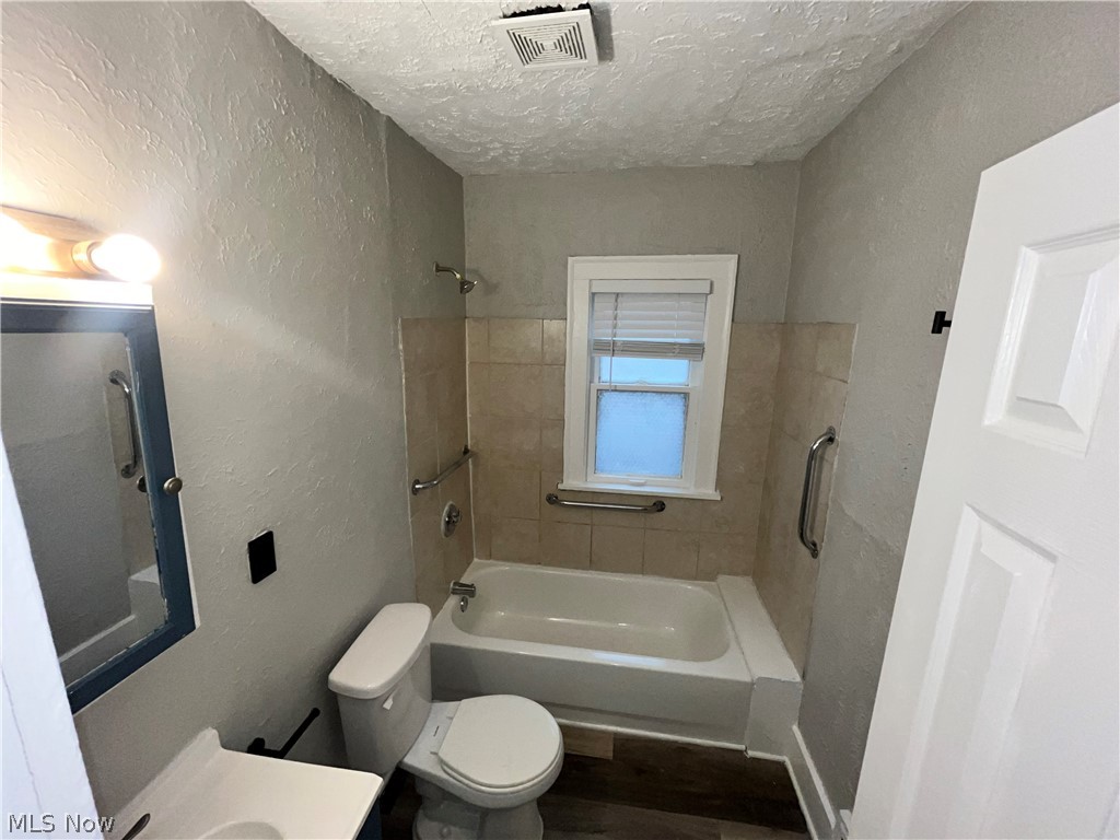 Brugge Farms - Residential Income