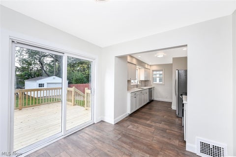 Tiny photo for 1444 Oakwood Avenue, Akron, OH 44301 (MLS # 5253269)