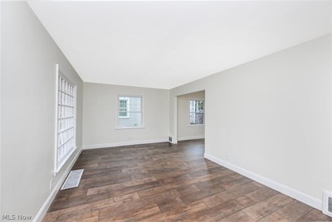 Tiny photo for 1444 Oakwood Avenue, Akron, OH 44301 (MLS # 5253269)