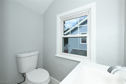 Tiny photo for 1444 Oakwood Avenue, Akron, OH 44301 (MLS # 5253269)