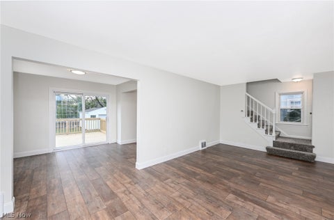 Tiny photo for 1444 Oakwood Avenue, Akron, OH 44301 (MLS # 5253269)