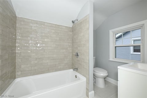 Tiny photo for 1444 Oakwood Avenue, Akron, OH 44301 (MLS # 5253269)