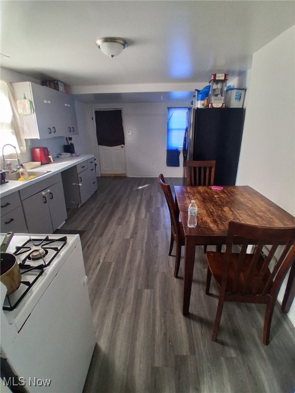 2117 W 81st Street W