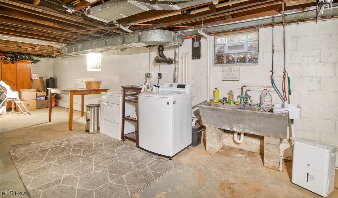 4839 S Raccoon Road, Canfield, Ohio image 36