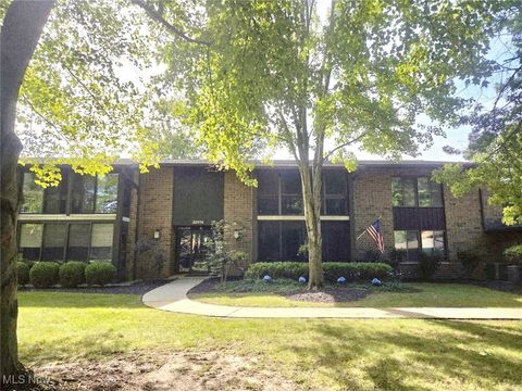 22976 Maple Ridge Road, North Olmsted, OH 44070 - #: 5149717