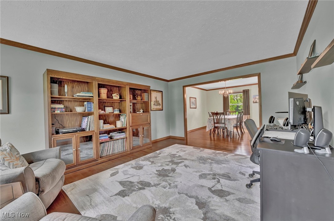 20859 Parkwood Lane