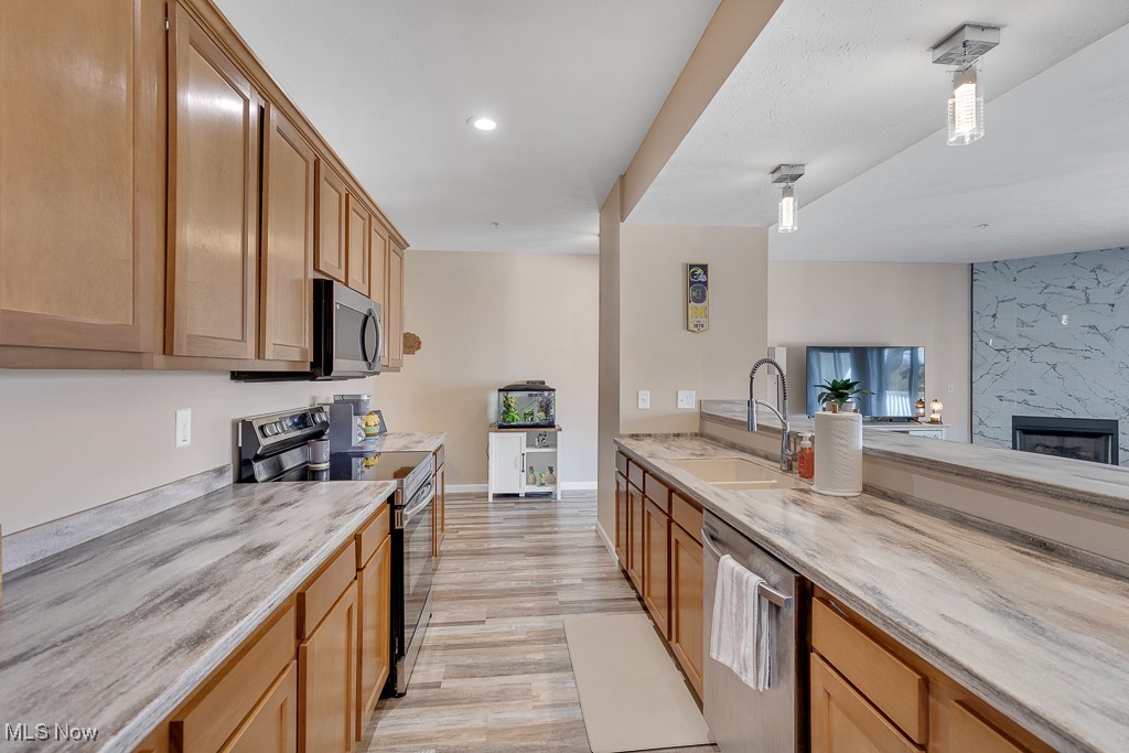 5547 Beavercrest Drive #210, Lorain, Ohio image 13