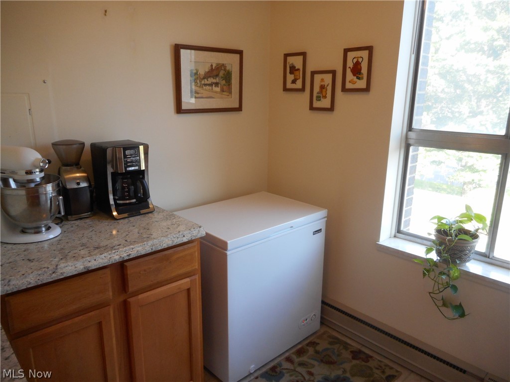 Silver Lake Towers Condo - Residential