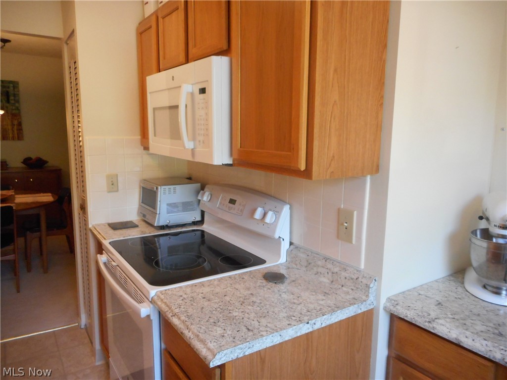 Silver Lake Towers Condo - Residential