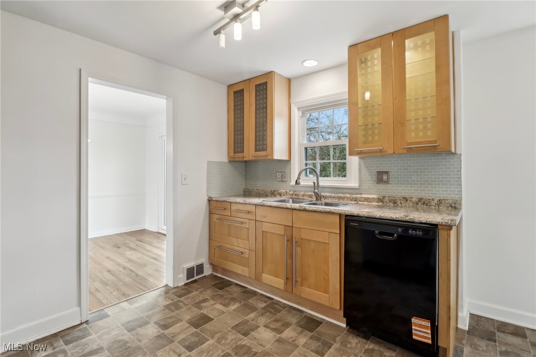 4875 Westbourne Road, Cleveland, Ohio image 20