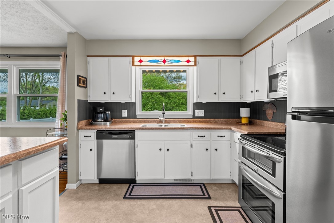 7155 Hoverland Street, Massillon, Ohio image 14