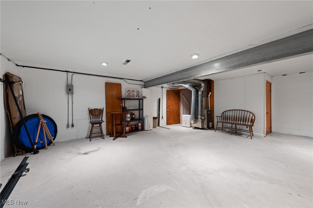 7155 Hoverland Street, Massillon, Ohio image 42
