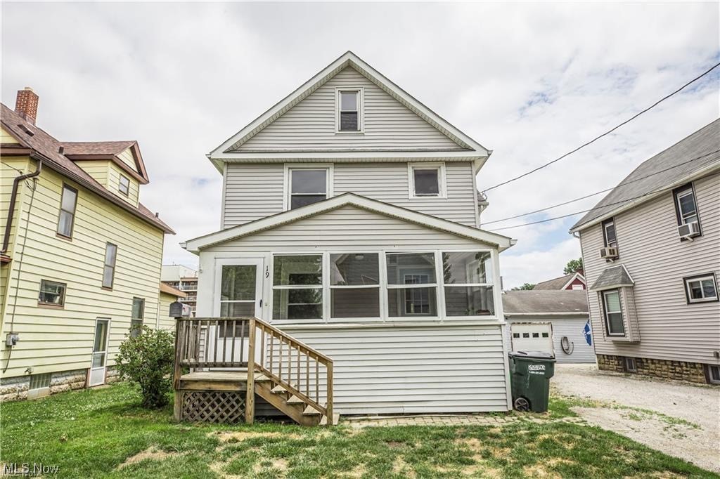 19 24th Street, Barberton, Ohio image 1