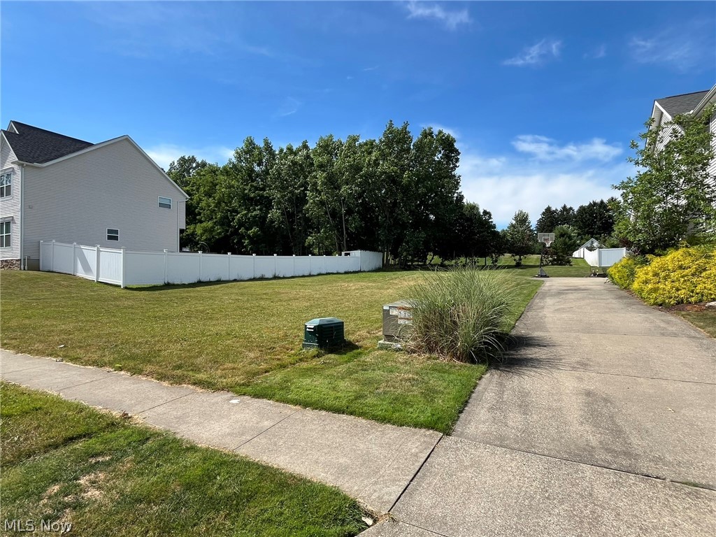 487 S Marigold Lane, Kent, Ohio image 9