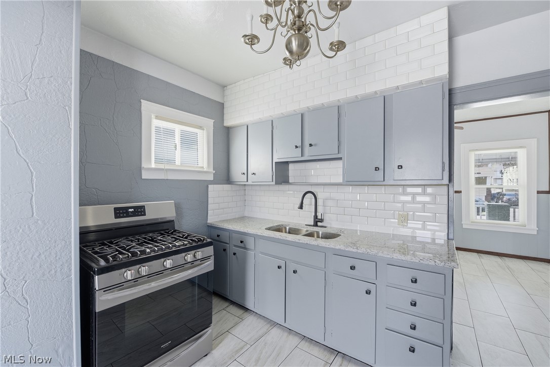 E R Cowins West 95th Street Su - Residential