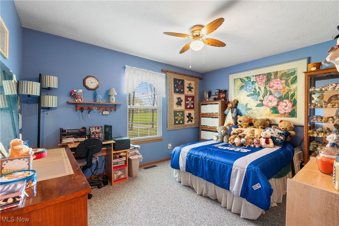 608 Lynnview Street, Hartville, Ohio image 27