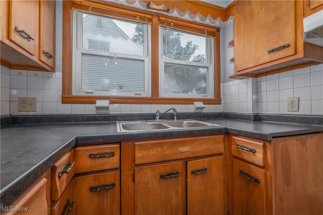 197 E Wilbeth Road, Akron, Ohio image 12