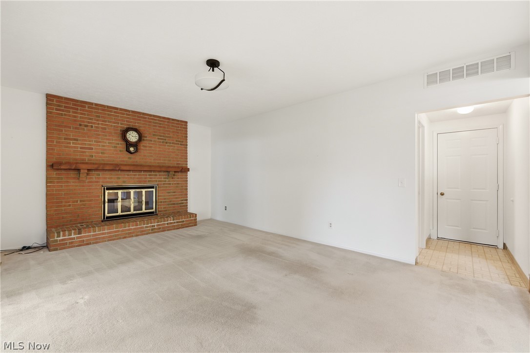Meadow Lane 02 - Residential