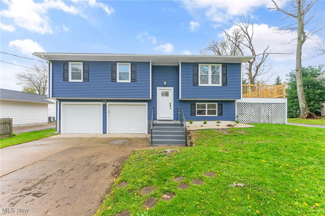 977 Chrysann Drive, Girard, Ohio image 1