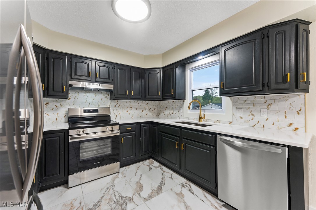977 Chrysann Drive, Girard, Ohio image 11