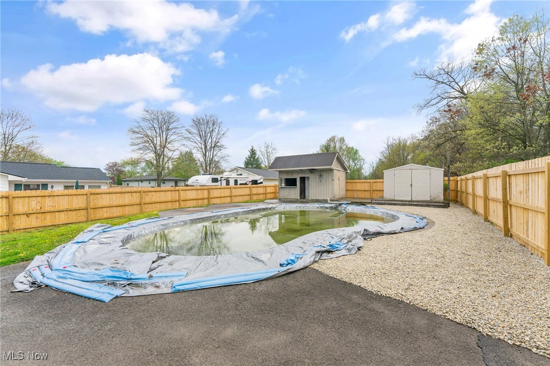 977 Chrysann Drive, Girard, Ohio image 28