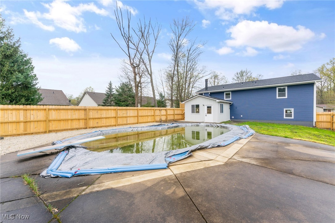 977 Chrysann Drive, Girard, Ohio image 3