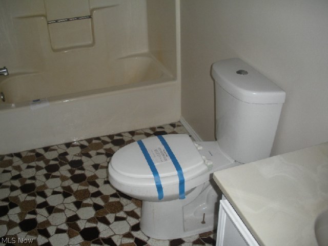 Kiwanis Lake - Residential