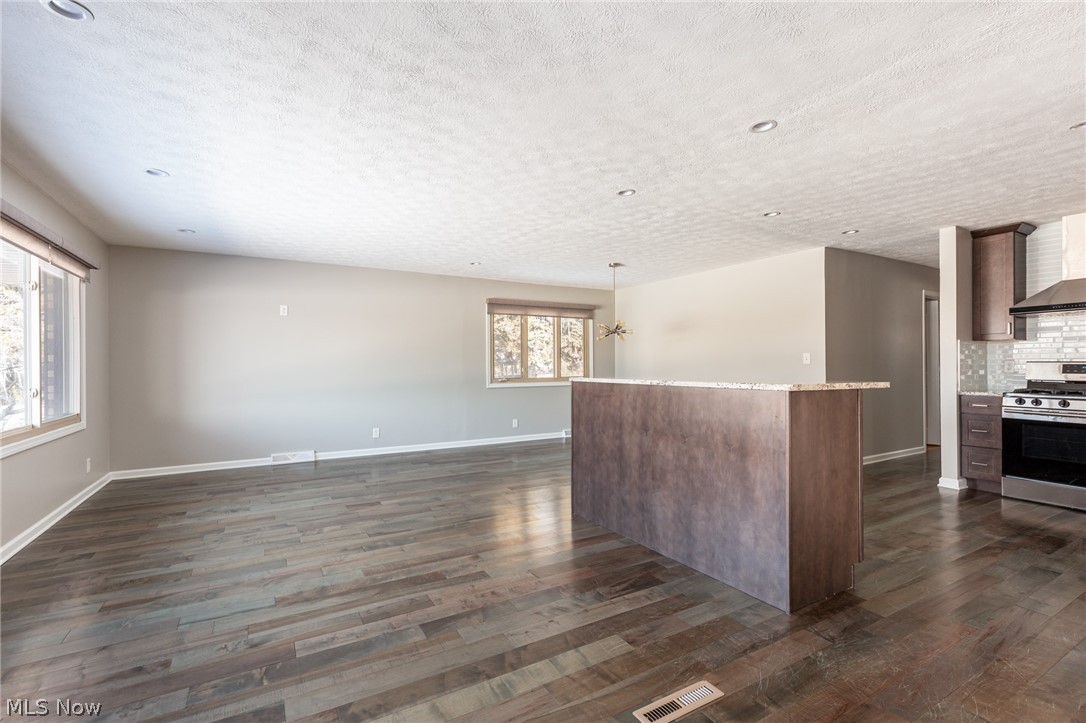 Charles - Residential