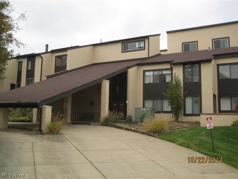 First floor unit with patio that faces the pond with fountain. Living room with built-in cabinets. New paint and carpet 2014. Kitchen with eating area. New stainless steel range and dishwasher 2014. This property is eligible under Freddie Mac First Look Initiative through 11/12/14. Sold "AS IS". Buyer to verify all information. Buyer or buyers agent responsible to check with Building, Zoning, EPA, DEA, Tax Dept or any other requirement for intended use. Buyer to pay for all inspections. Earnest money to be a Cashiers check. Subject to clear title.