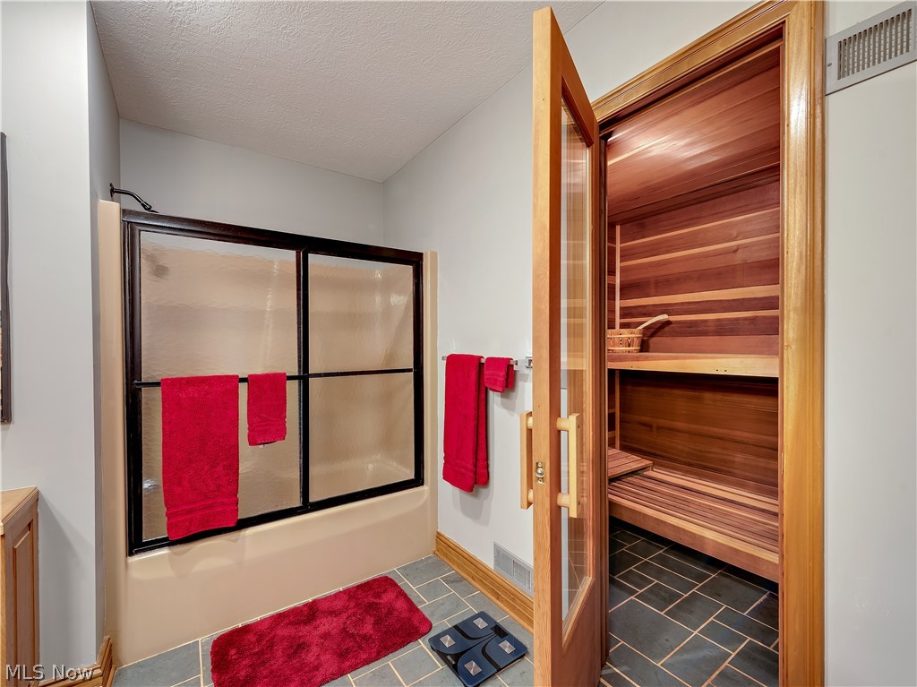 Woods At Nobles Pond - Residential