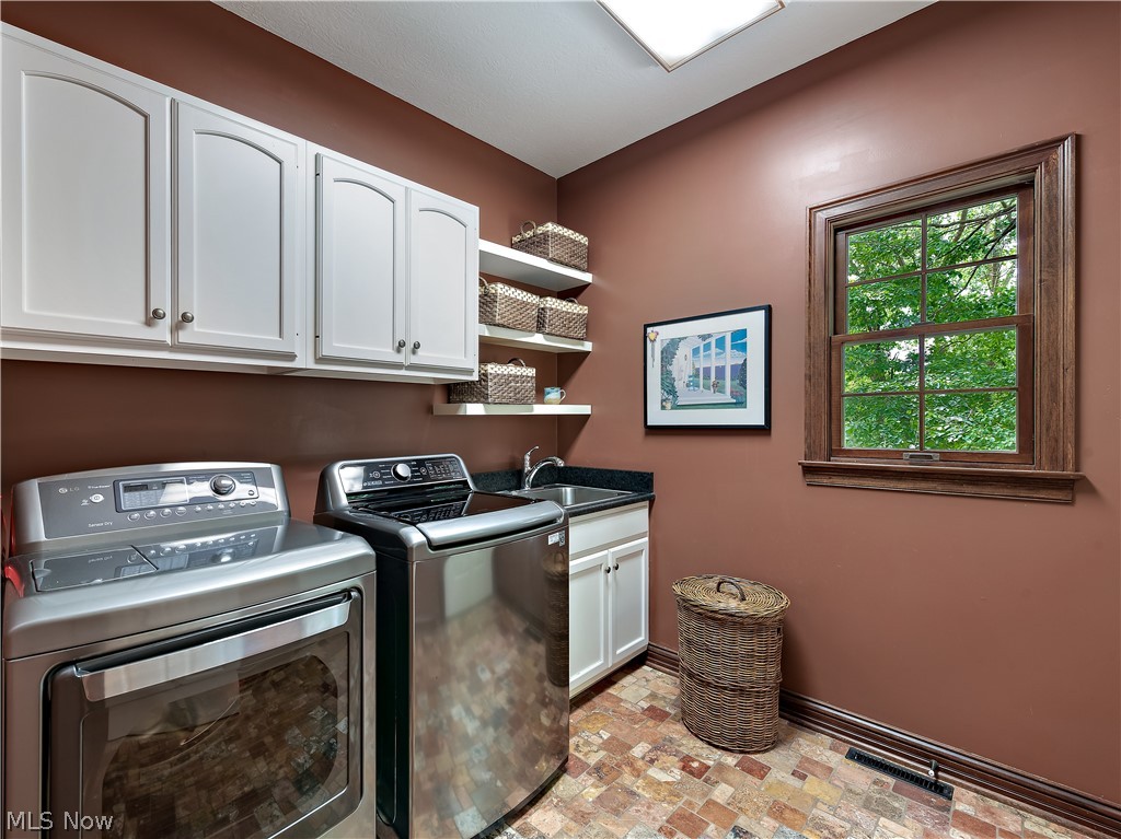 Woods At Nobles Pond - Residential