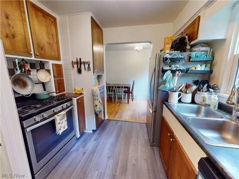 Tiny photo for 5972 Crossview Road, Seven Hills, OH 44131 (MLS # 5239094)