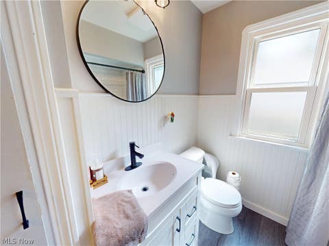Tiny photo for 5972 Crossview Road, Seven Hills, OH 44131 (MLS # 5239094)