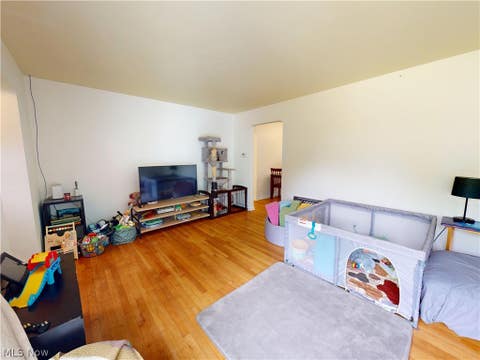 Tiny photo for 5972 Crossview Road, Seven Hills, OH 44131 (MLS # 5239094)