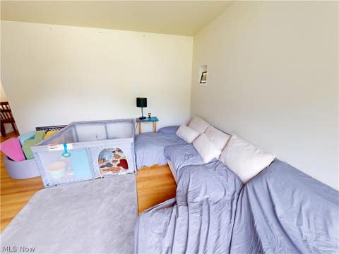Tiny photo for 5972 Crossview Road, Seven Hills, OH 44131 (MLS # 5239094)