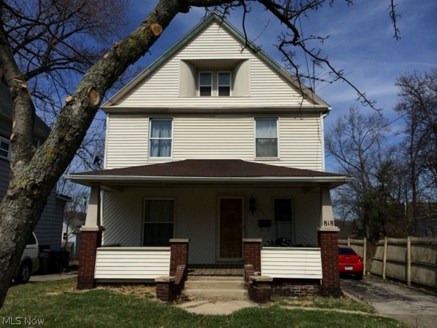 Welcome to 818 Kenyon Street, Akron, OH 44311. This property features three bedrooms, two bathrooms, and a finished third level that could be used as fourth bedroom. The back yard is privacy fenced and there is a one car detached garage. The basement is finished and a lot of the wood details inside have been maintained. Vinyl sided, nice front door, updated windows. Call today to schedule your private showing.