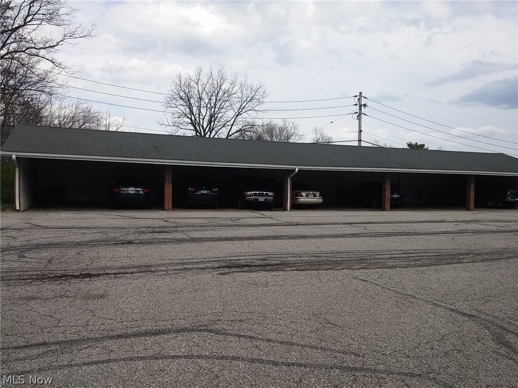 Carriage Hill Condo - Residential Lease