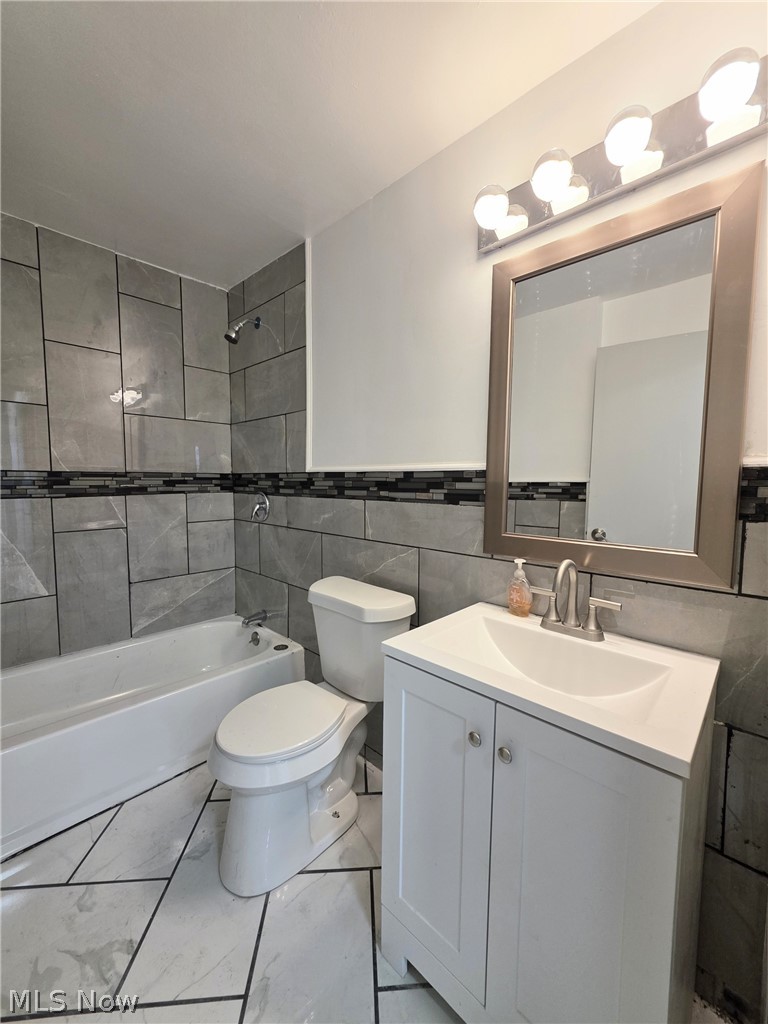 Black River 02 - Residential