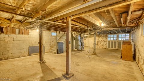 Tiny photo for 633 N 9th Street, Cambridge, OH 43725 (MLS # 5188030)