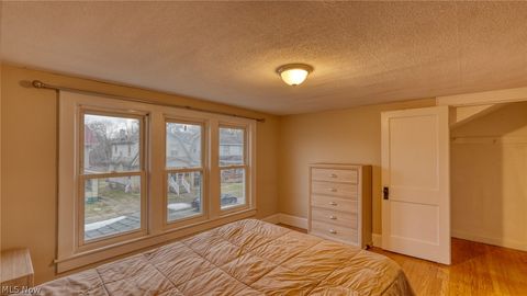 Tiny photo for 633 N 9th Street, Cambridge, OH 43725 (MLS # 5188030)