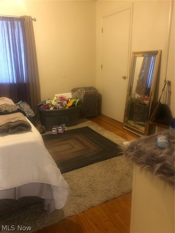 Banbury Village Condo - Residential