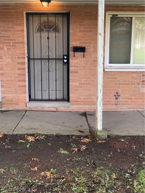 Banbury Village Condo - Residential