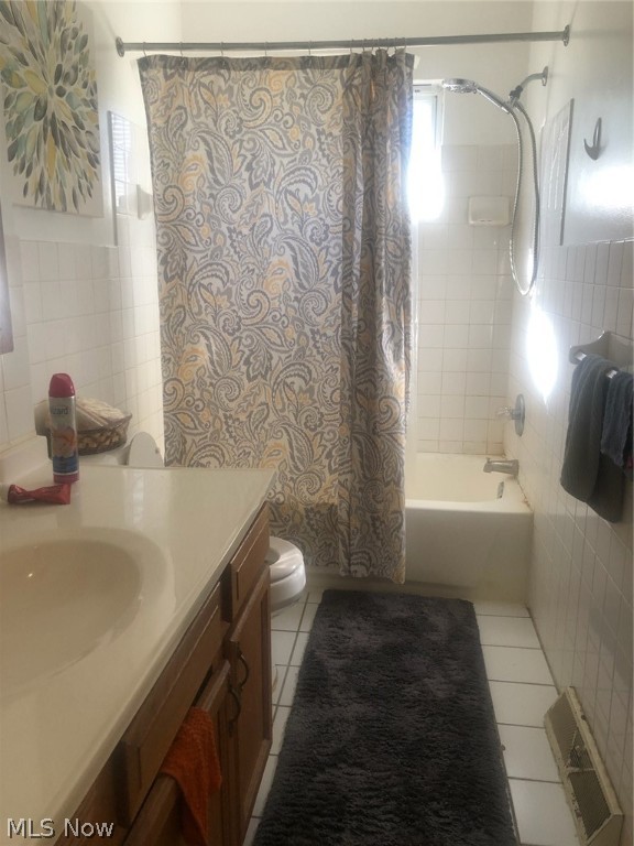 Banbury Village Condo - Residential