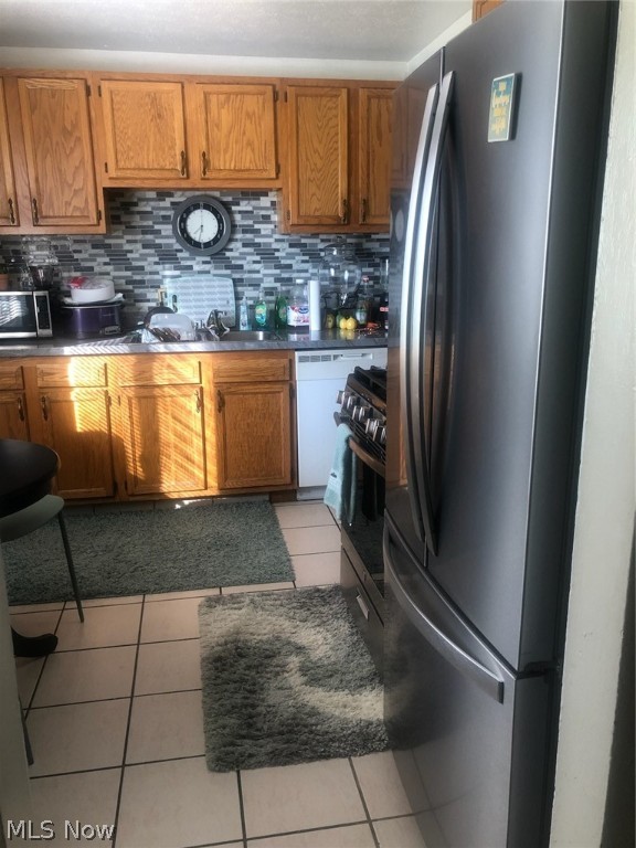 Banbury Village Condo - Residential