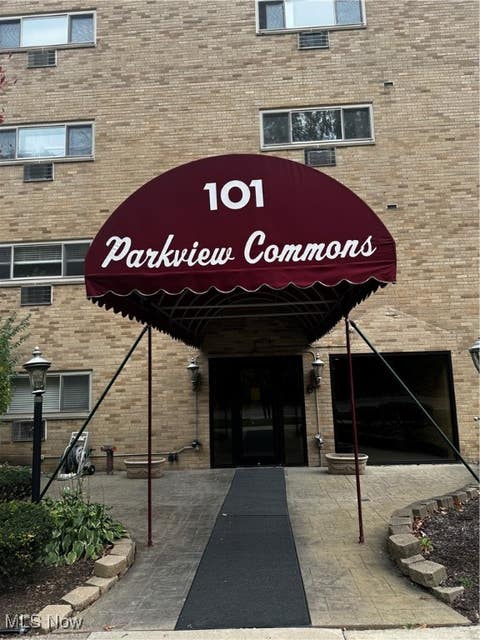 Photo for 101 S Rocky RIver Drive 503