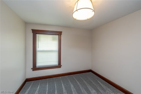 Tiny photo for 516 Bond Street, Elyria, OH 44035 (MLS # 5238916)