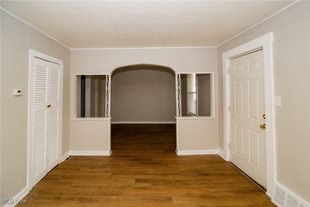 J H Decumbes Kensington Garden S - Residential