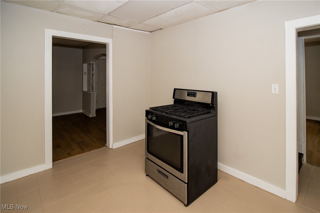 J H Decumbes Kensington Garden S - Residential