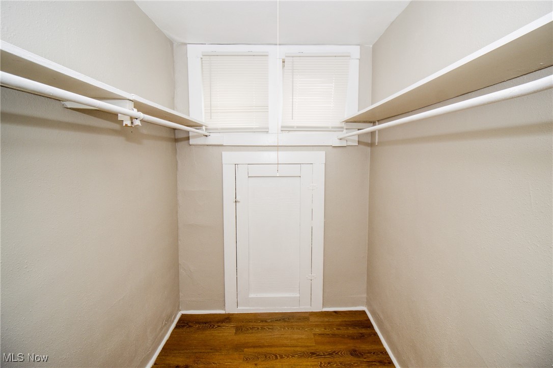 J H Decumbes Kensington Garden S - Residential