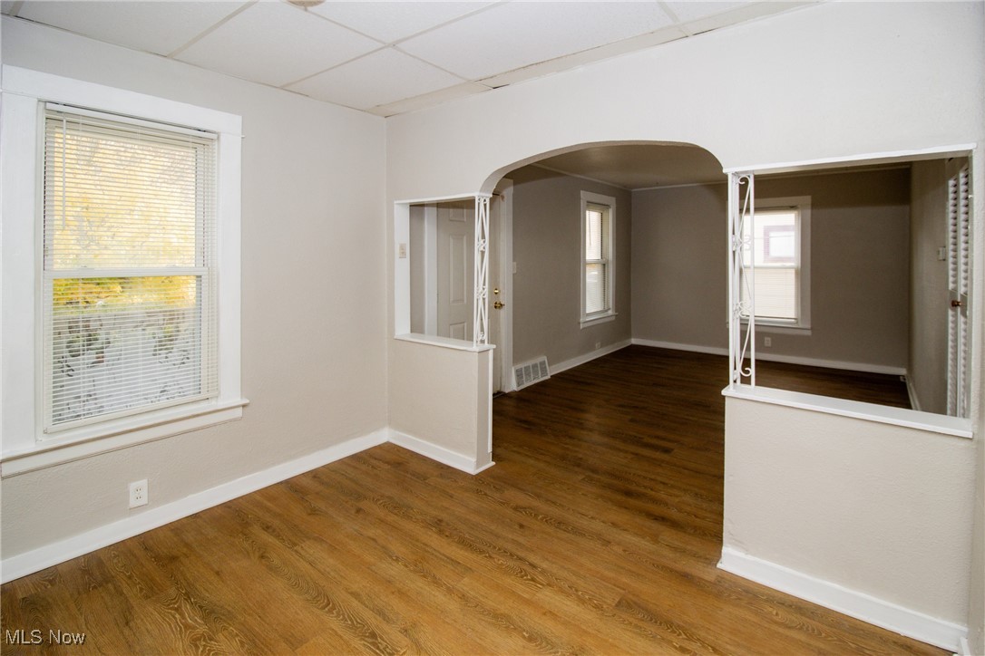 J H Decumbes Kensington Garden S - Residential